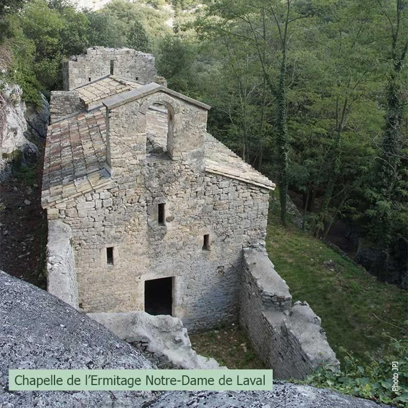 Appartement Entre Uzes Et Le Pont Du Gard Le Cocon De Sophia A Deux Pas Des Gorges Du Gardon à Collias Extérieur photo